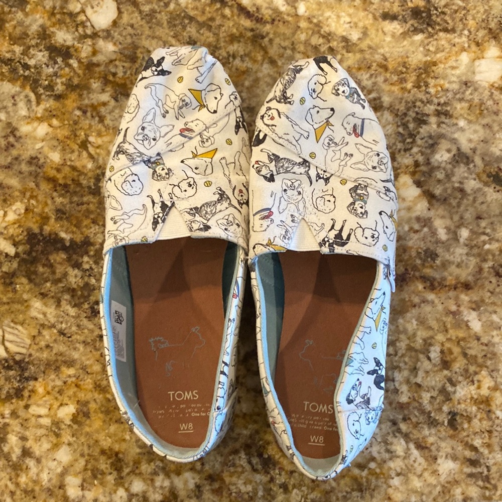 Tom’s dog themed shoes